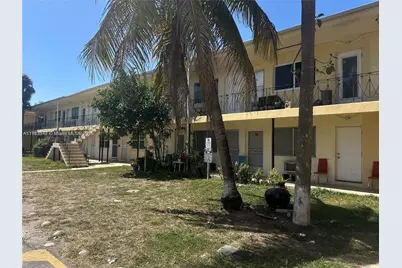71 NW 76th St #6, Miami, FL 33150 - Photo 1