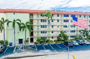 5300 NE 24th Terrace, Fort Lauderdale, FL 33308 - Photo 1