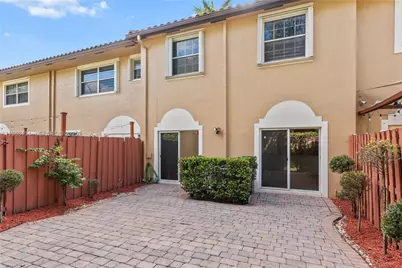 12779 SW 50th St, Miramar, FL 33027 - Photo 8