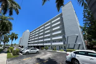 1000 NE 14th Ave, Hallandale Beach, FL 33009 - Photo 1