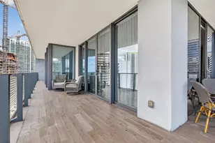 88 SW 7th St, Miami, FL 33130 - Photo 10