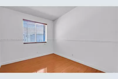 570 Woodgate Cir #A, Sunrise, FL 33326 - Photo 28