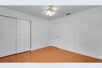 570 Woodgate Cir #A, Sunrise, FL 33326 - Photo 30