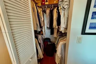 325 S Biscayne Blvd, Miami, FL 33131 - Photo 36