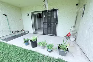 300 NW 42nd Ave, Miami, FL 33126 - Photo 16