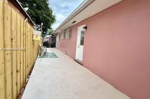 1801 NW 5th St, Miami, FL 33125 - Photo 22