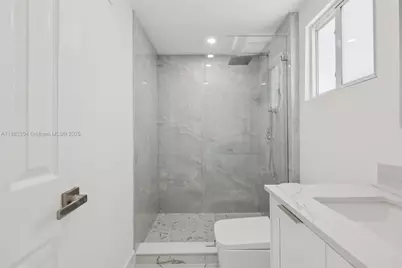 232 SW 22nd St, Fort Lauderdale, FL 33315 - Photo 36
