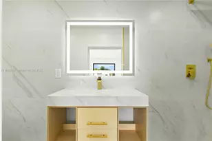 1042 NW 13th St, Fort Lauderdale, FL 33311 - Photo 20