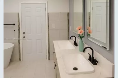 14401 SW 23rd St, Davie, FL 33325 - Photo 22