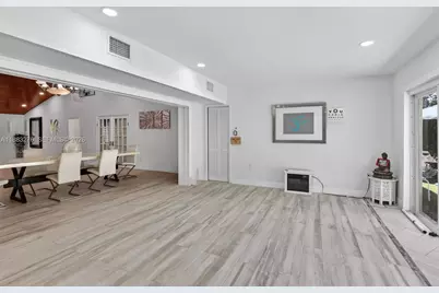 14401 SW 23rd St, Davie, FL 33325 - Photo 18