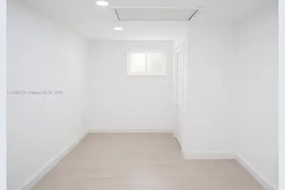 14401 SW 23rd St, Davie, FL 33325 - Photo 46