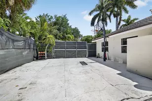 14401 SW 23rd St, Davie, FL 33325 - Photo 44