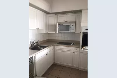 19380 Collins Ave #319, Sunny Isles Beach, FL 33160 - Photo 4