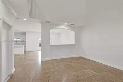 11373 NW 34th Pl, Sunrise, FL 33323 - Photo 4