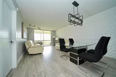 2541 Aragon Blvd #305, Sunrise, FL 33322 - Photo 4