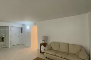 7135 Collins Ave, Miami Beach, FL 33141 - Photo 36