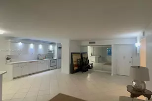 7135 Collins Ave, Miami Beach, FL 33141 - Photo 32