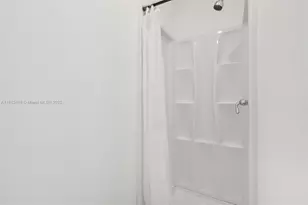 7952 Shalimar St, Miramar, FL 33023 - Photo 48