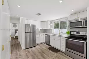 7952 Shalimar St, Miramar, FL 33023 - Photo 14