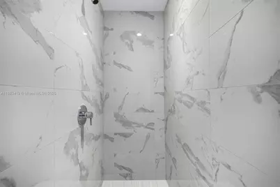 851 NE 1st Ave #1008, Miami, FL 33132 - Photo 34