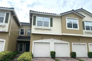 1560 SE Wilshire Pl, Stuart, FL 34994 - Photo 1