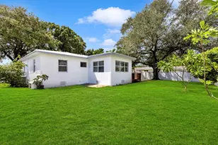 327 SE 2nd Ave, Dania Beach, FL 33004 - Photo 24