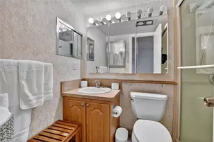 2009 N Farnham N, Deerfield Beach, FL 33442 - Photo 22