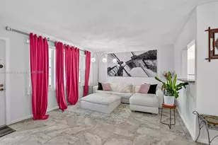 2009 N Farnham N, Deerfield Beach, FL 33442 - Photo 8