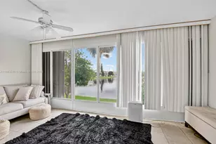 2009 N Farnham N, Deerfield Beach, FL 33442 - Photo 12