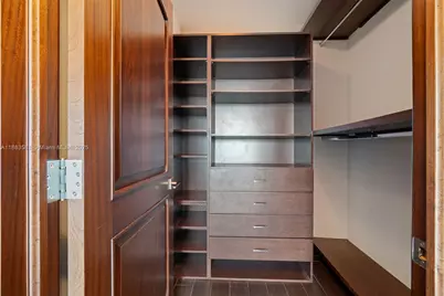 900 Biscayne Blvd #3502, Miami, FL 33132 - Photo 22