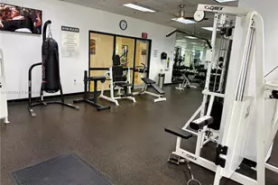 19370 Collins Ave, Sunny Isles Beach, FL 33160 - Photo 34