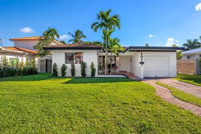 840 S Shore Dr, Miami Beach, FL 33141 - Photo 1