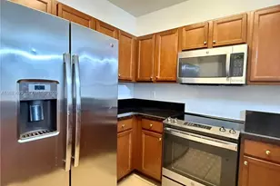 8760 NW 97th Ave, Doral, FL 33178 - Photo 6