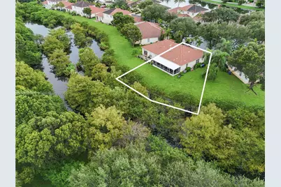 1706 NW 78th Way, Pembroke Pines, FL 33024 - Photo 30