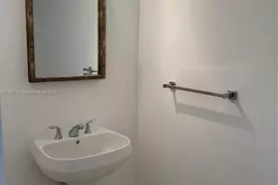 1060 Brickell Ave, Miami, FL 33131 - Photo 4