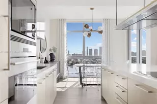 17301 Biscayne Blvd, North Miami Beach, FL 33160 - Photo 4