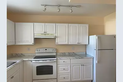 10772 La Placida Dr #7-301, Coral Springs, FL 33065 - Photo 2