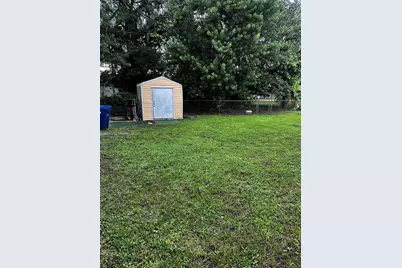 10900 NW 22nd Ct, Miami, FL 33167 - Photo 8