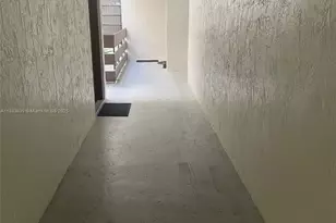 9140 SW 123rd Ct, Miami, FL 33186 - Photo 4