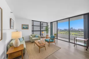 20225 NE 34th Ct, Aventura, FL 33180 - Photo 2