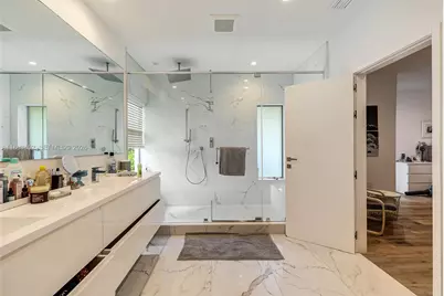 79 W Shore Dr, Miami, FL 33133 - Photo 16