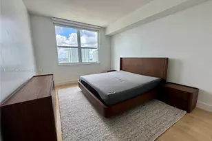 31 SE 5th St, Miami, FL 33131 - Photo 10