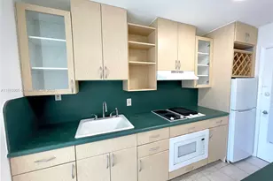 1100 11th St, Miami Beach, FL 33139 - Photo 6