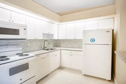 9711 W McNab Rd #203, Tamarac, FL 33321 - Photo 8