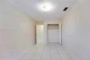 11621 SW 7th Terrace, Sweetwater, FL 33174 - Photo 8