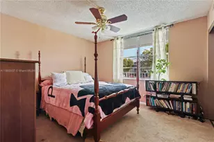 7680 NW 18th St, Margate, FL 33063 - Photo 10