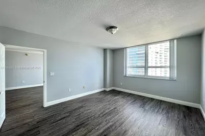 2000 N Bayshore Dr #1105, Miami, FL 33137 - Photo 16