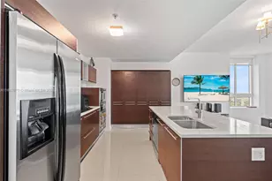 1900 N Bayshore Dr, Miami, FL 33132 - Photo 8