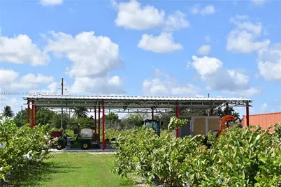 304000 SW 228th Ve, Homestead, FL 33030 - Photo 2