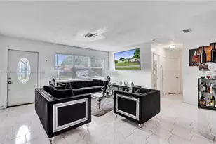 320 N 71st Ave, Hollywood, FL 33024 - Photo 8